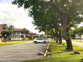 2901 NW 47th Ter 344B, Lauderdale Lakes FL 33313