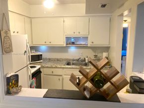2901 NW 47th Ter 344B, Lauderdale Lakes FL 33313