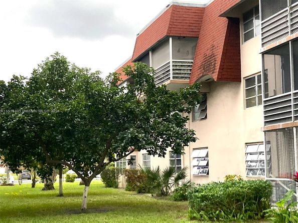 2901 NW 47th Ter 344B, Lauderdale Lakes FL 33313