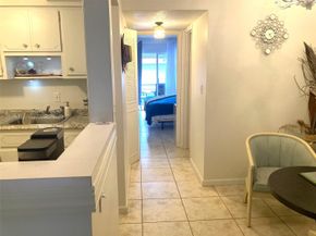 2901 NW 47th Ter 344B, Lauderdale Lakes FL 33313