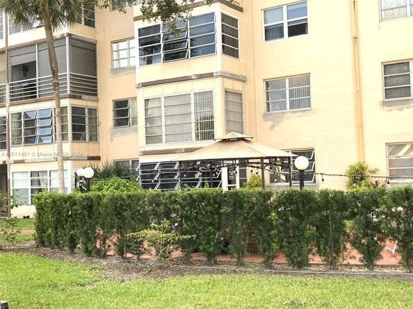 2901 NW 47th Ter 344B, Lauderdale Lakes FL 33313