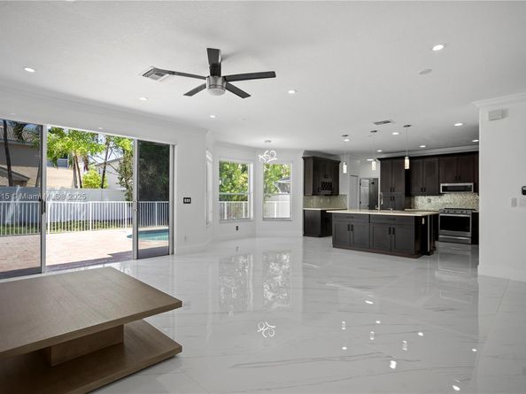 17937 SW 36th St, Miramar FL 33029