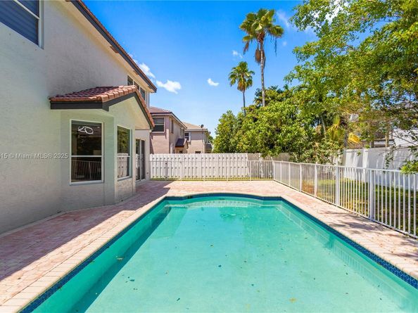 17937 SW 36th St, Miramar FL 33029
