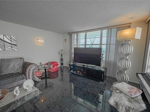 301 174th St 1503, Sunny Isles Beach FL 33160