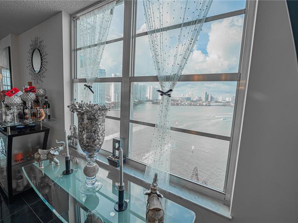 301 174th St 1503, Sunny Isles Beach FL 33160