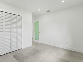 1042 NW 13th St, Fort Lauderdale FL 33311