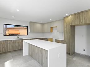 1042 NW 13th St, Fort Lauderdale FL 33311