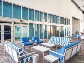 185 SW 7th St 3100, Miami FL 33130