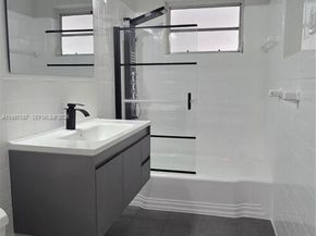 75 SW 32nd Ct Rd, Miami FL 33135