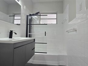 75 SW 32nd Ct Rd, Miami FL 33135