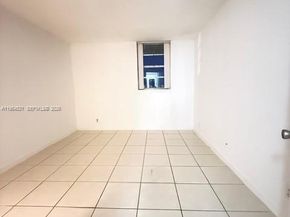 4550 NW 9th St 812E, Miami FL 33126