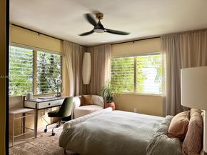 1127 Meridian Ave 81127, Miami Beach FL 33139