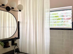 1127 Meridian Ave 81127, Miami Beach FL 33139