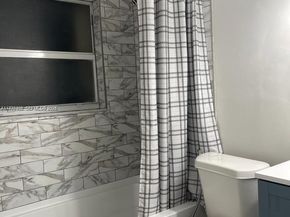 1640 NE 33rd St, Pompano Beach FL 33064