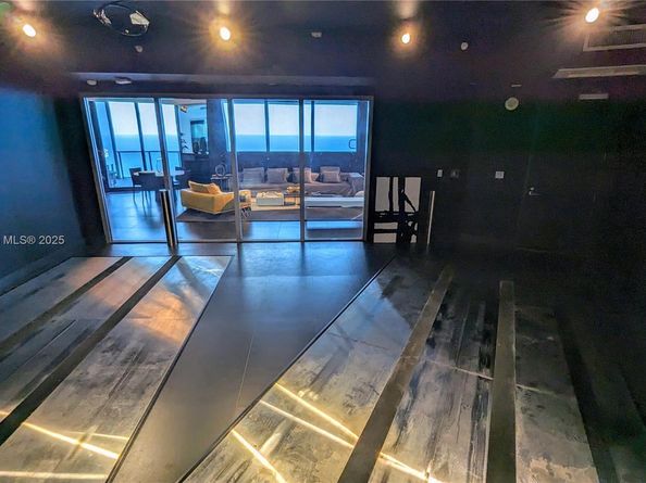 18555 Collins Ave. 3005, Sunny Isles Beach FL 33160