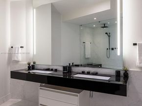 18555 Collins Ave. 3005, Sunny Isles Beach FL 33160