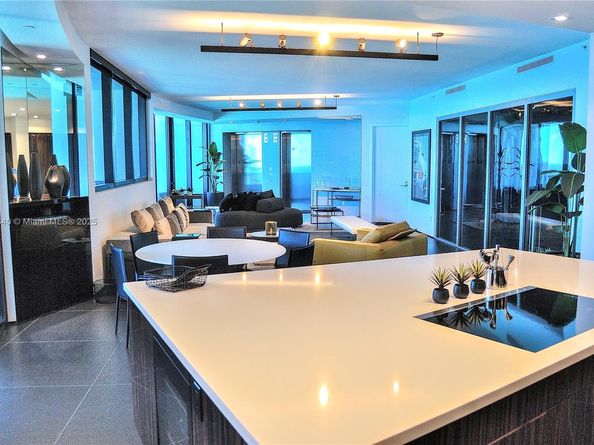 18555 Collins Ave. 3005, Sunny Isles Beach FL 33160