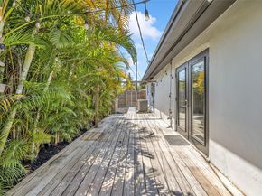 1151 NE 42nd Ct, Pompano Beach FL 33064