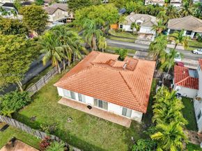 15486 SW 147th St, Miami FL 33196