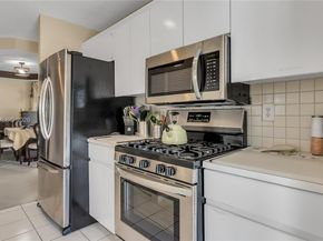 15486 SW 147th St, Miami FL 33196