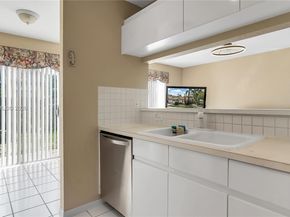 15486 SW 147th St, Miami FL 33196