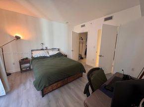 1010 SW 2nd Ave 607, Miami FL 33130