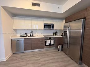 1010 SW 2nd Ave 607, Miami FL 33130