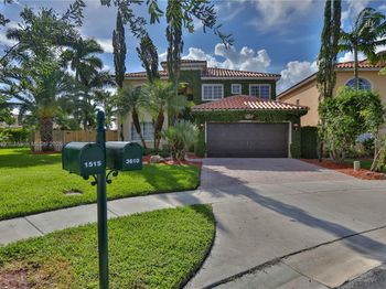 3610 NE 15th Dr