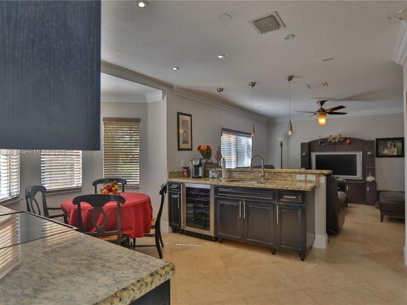 3610 NE 15th Dr, Homestead FL 33033