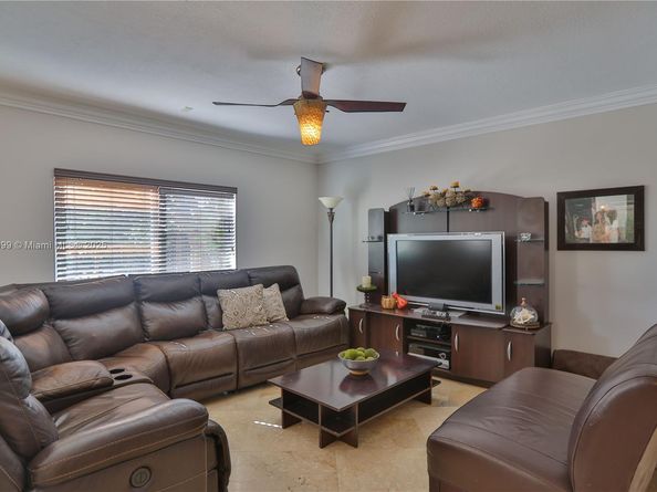 3610 NE 15th Dr, Homestead FL 33033