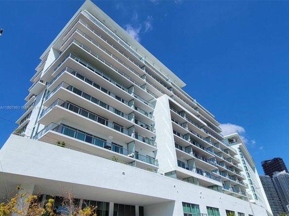1600 SW 1 Av 910, Miami FL 33129