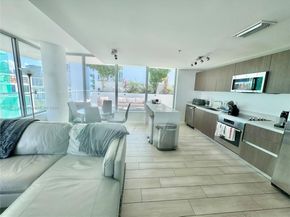 1600 SW 1 Av 910, Miami FL 33129