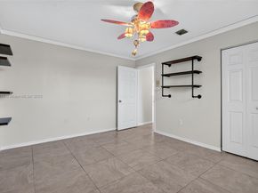 1351 NW 139th Ave, Pembroke Pines FL 33028