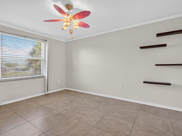 1351 NW 139th Ave, Pembroke Pines FL 33028