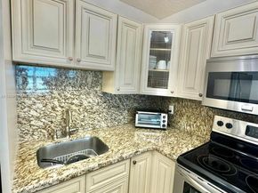 900 Atlantic Shores Blvd 126, Hallandale Beach FL 33009