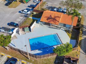 14921 SW 80th St 219, Miami FL 33193