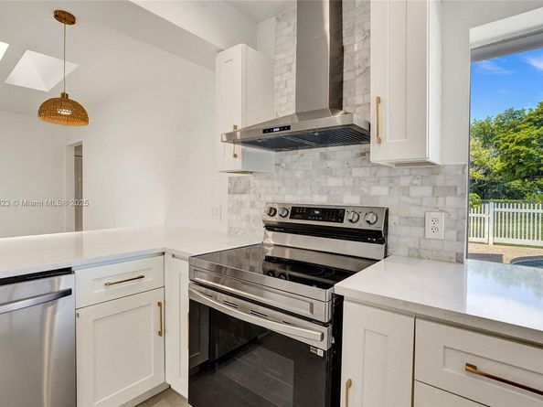 11957 NW 26th Pl, Coral Springs FL 33065