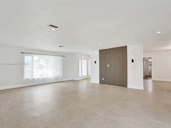 11957 NW 26th Pl, Coral Springs FL 33065
