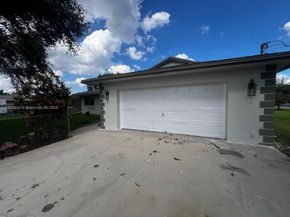 1590 SW 139th Ave, Davie FL 33325