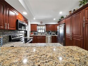 9940 SW 72nd St, Miami FL 33173