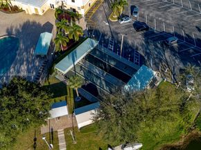 18 Golfs Edge D, West Palm Beach FL 33417