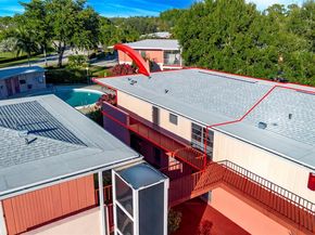 18 Golfs Edge D, West Palm Beach FL 33417