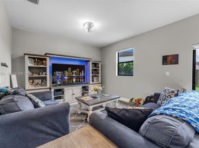 3763 SE 2nd St, Homestead FL 33033