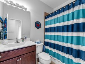 3763 SE 2nd St, Homestead FL 33033