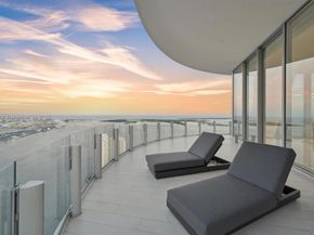 300 Biscayne Blvd Way PH6001, Miami FL 33131