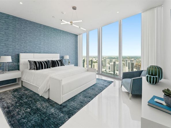 300 Biscayne Blvd Way PH6001, Miami FL 33131