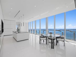 300 Biscayne Blvd Way PH6001, Miami FL 33131
