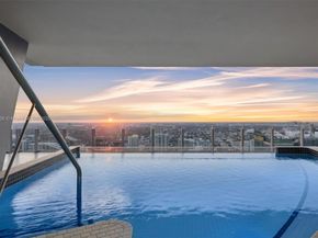 300 Biscayne Blvd Way PH6001, Miami FL 33131