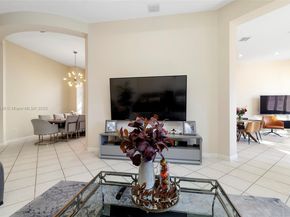 16748 SW 16th St, Pembroke Pines FL 33027