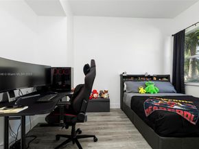 16748 SW 16th St, Pembroke Pines FL 33027